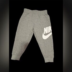 Nike Kids Gray Heather Sweatpants with White Logo